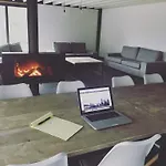 Casa de Férias De Meute Holiday With Sauna & Jacuzzi! *